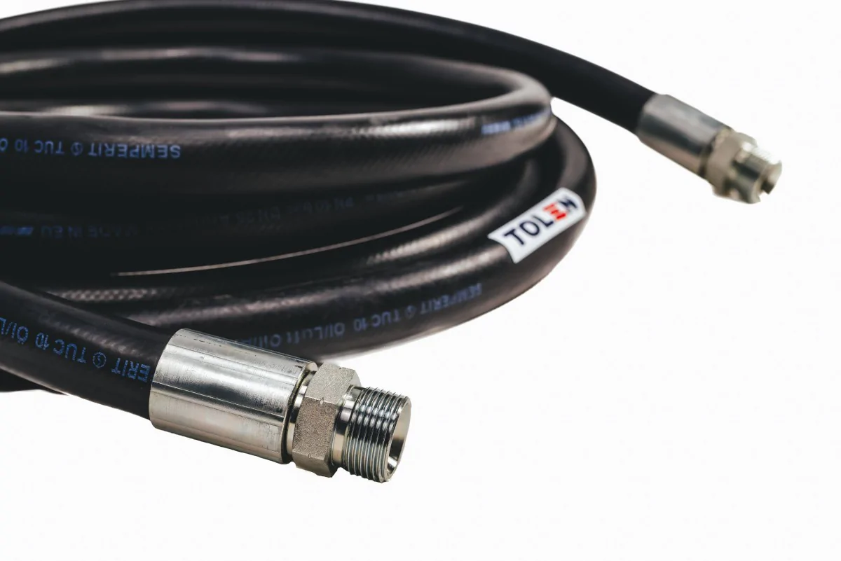 WĄŻ DN25mm PRZEWÓD DO DYSTRYBUTORA PALIW GUMOWY ZAKUTY 1''- 6MB