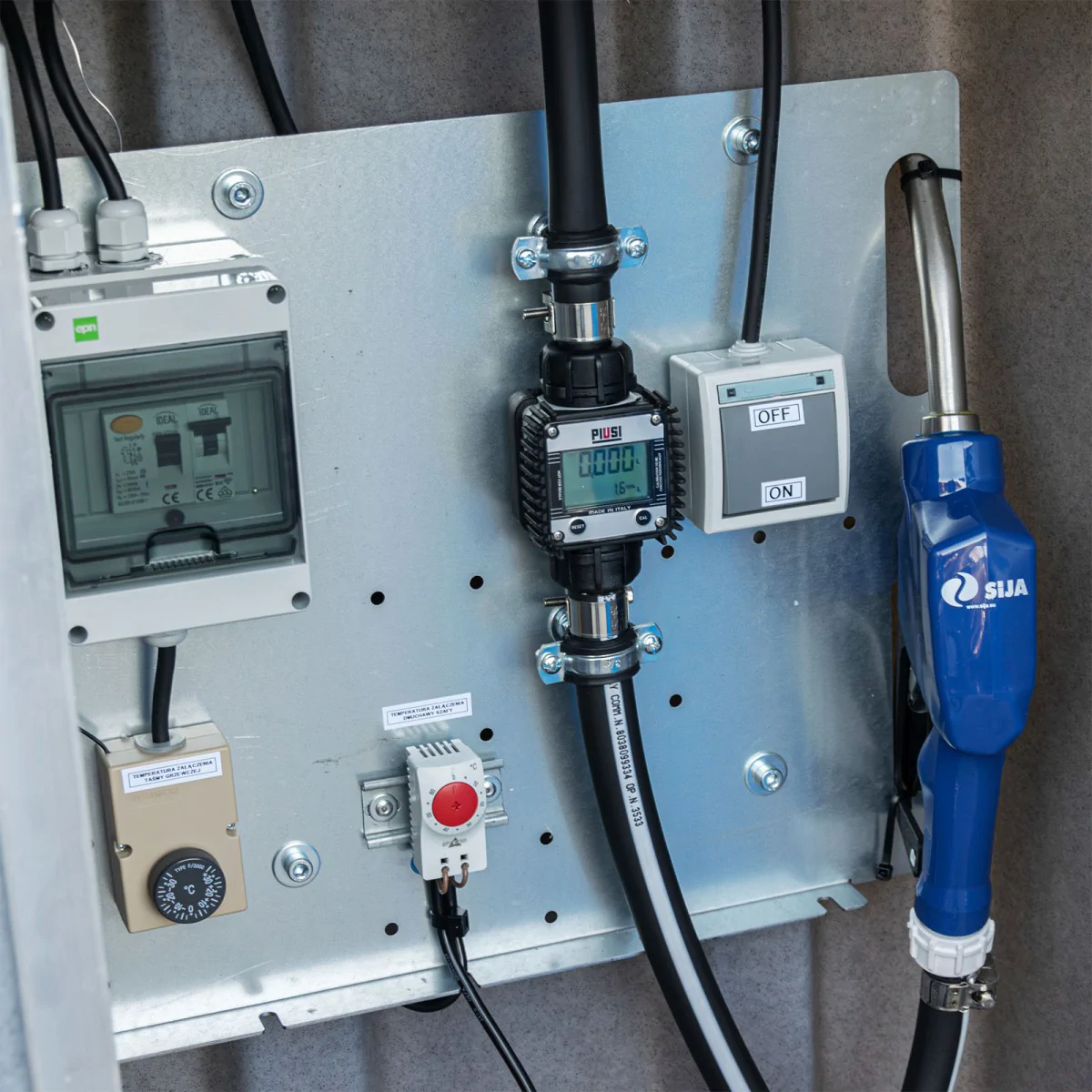 DYSTRYBUTOR DO AD BLUE DWUPŁASZCZOWY ZBIORNIK 2500L PROFESSIONAL+