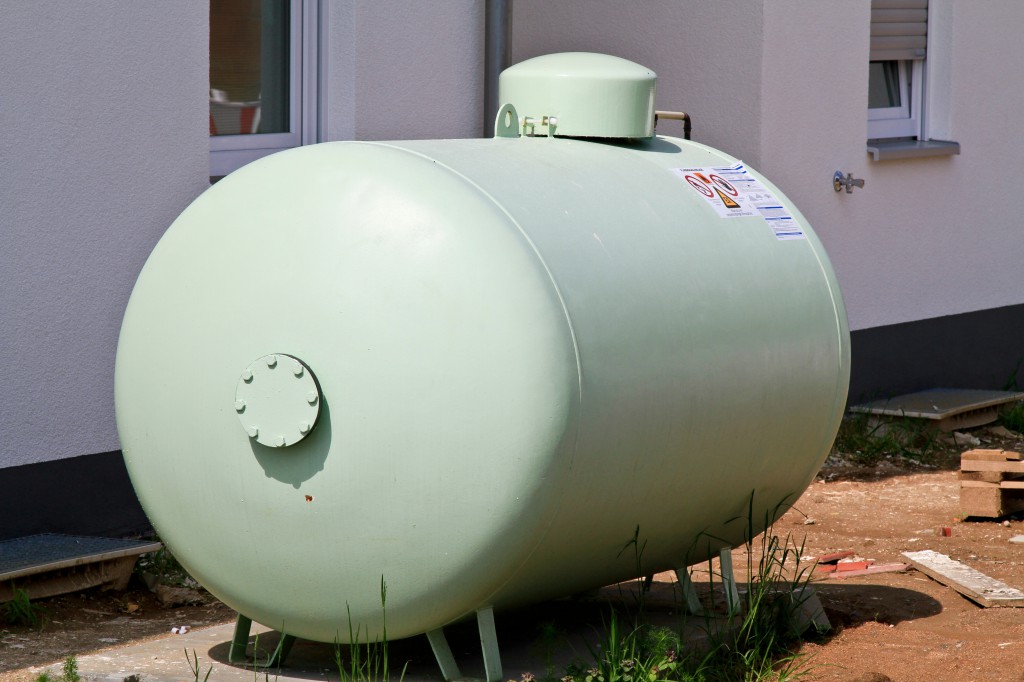 Czy warto inwestować w zbiornik na benzynę do zastosowań komercyjnych?