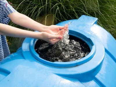 Jak dobrać odpowiednią pojemność zbiornika na deszczówkę?